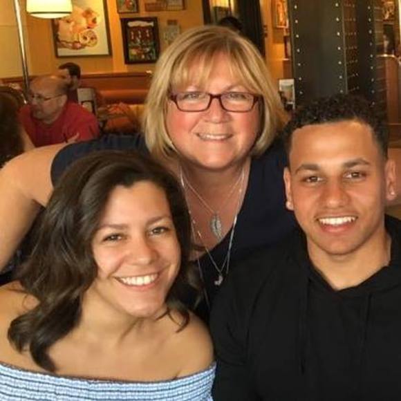 Meet your Posher, Janet - Picture 1 of 1